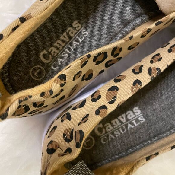 Leopard Print Slip-On Shoes, Size 7 - Picture 2 of 5